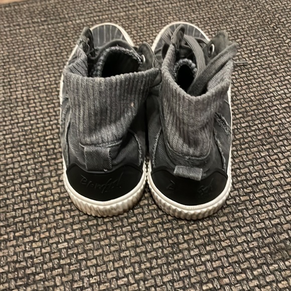 Charcoal gray high top sneakers, Blowfish 8.5 - Picture 3 of 3